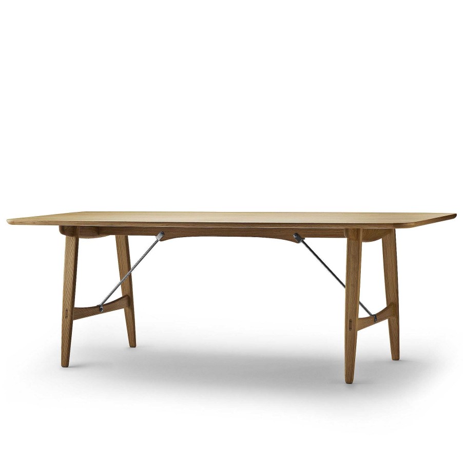 Carl Hansen & Søn Dining Tables | Bm1160 | Table - Lacquered Oak/Steel