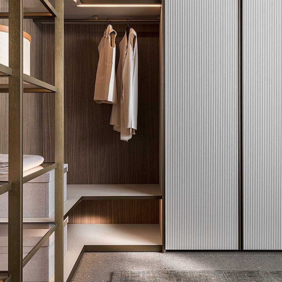 Molteni Modular Wardrobes | Gliss Master | Walk-In Closets