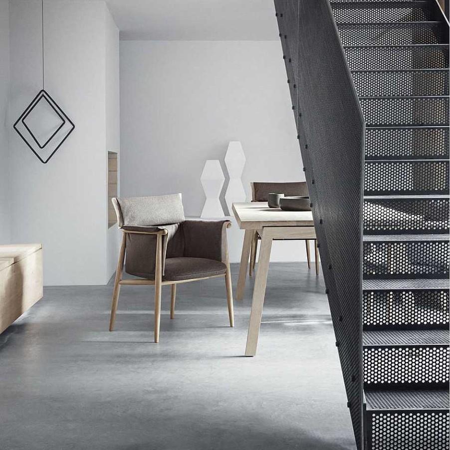 Carl Hansen & Søn Chairs | E005 Embrace Armchair | Oak - Fabric