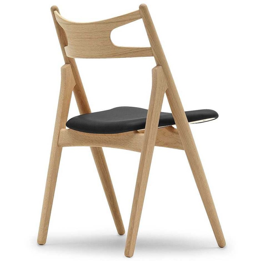 Carl Hansen & Søn Chairs | Ch29P | Chair | Oiled Oak - Black Leather