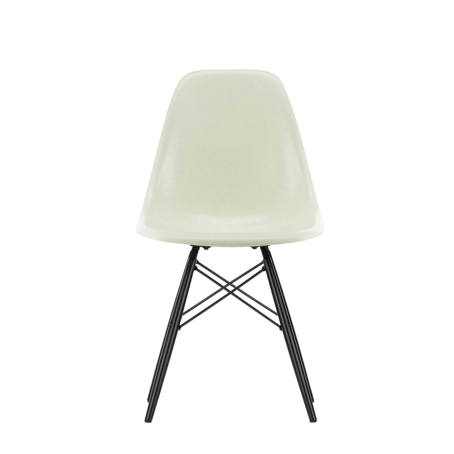 Vitra Chairs | Eames Fiberglass Side Chair Dsw | Eames Parchment - Black Maple