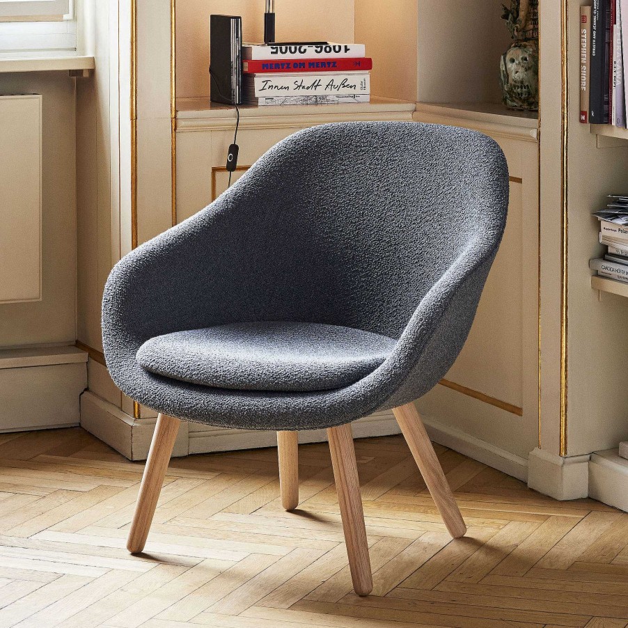 HAY Single Armchairs | Aal 82 Lounge Chair | Flamiber Charcoal C8