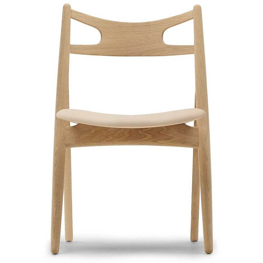 Carl Hansen & Søn Chairs | Ch29P | Chair | Oiled Oak - Ecru Leather