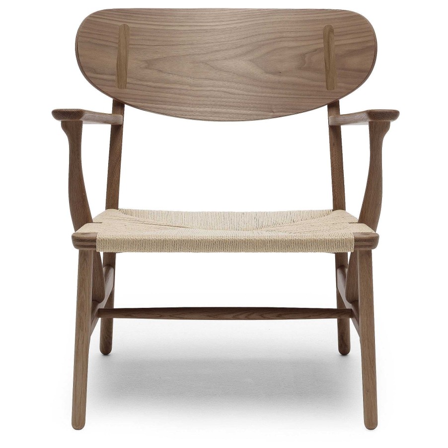 Carl Hansen & Søn Single Armchairs | Ch22 | Chair - Oiled Walnut