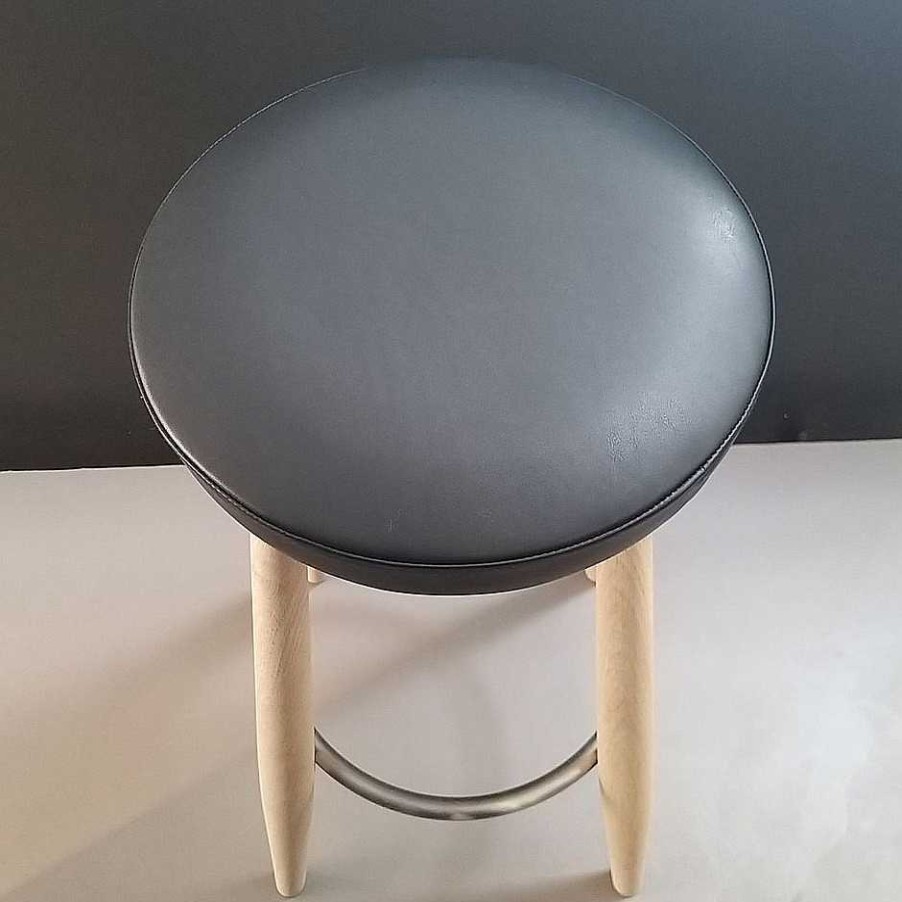 Carl Hansen & Søn Stools | Ch56 Bar Stool | Soaped Oak - Black Leather